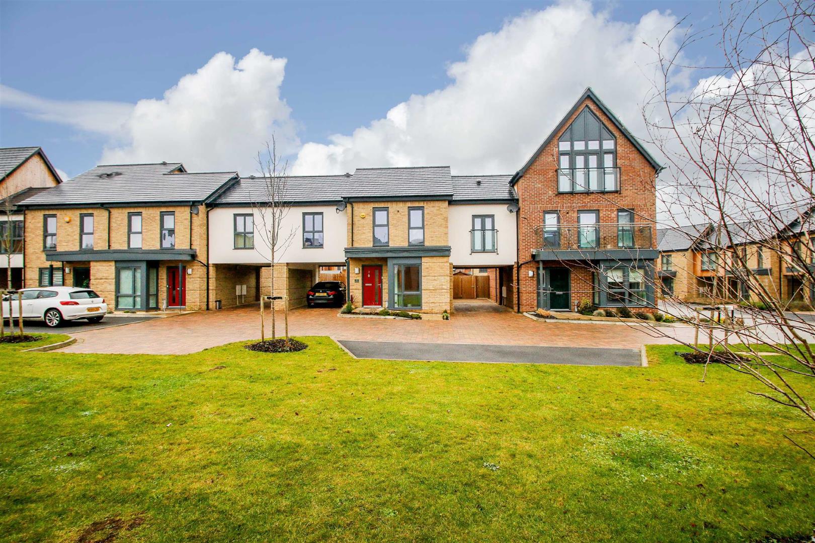 Echo Way, Oakgrove, Milton Keynes